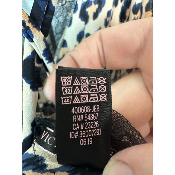 Victoria’s Secret women’s slip dress animal print cheetah print lace romantic ￼ - Picture 4 of 8